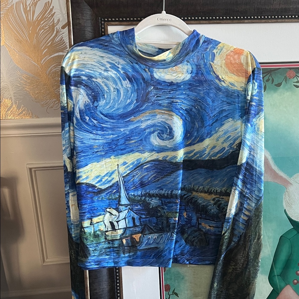 Blue Swirl Starry Night Print Long Sleeve Top
Runs small- lots of stretch